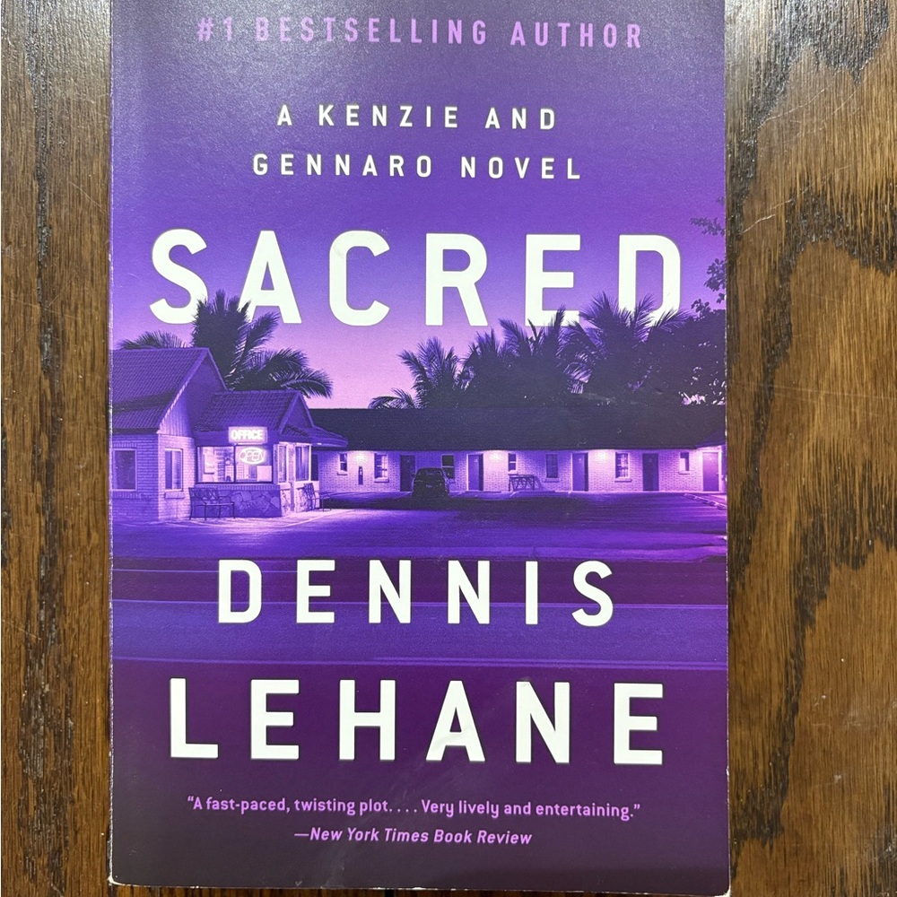 3/$12 📚Sacred by Dennis Lehane